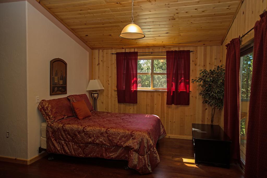 Diamondstone Guest Lodges La Pine Buitenkant foto